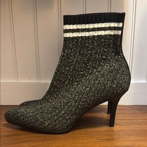 New Stuart Weitzman Women's Black Knit Ankle Boots Sz 8